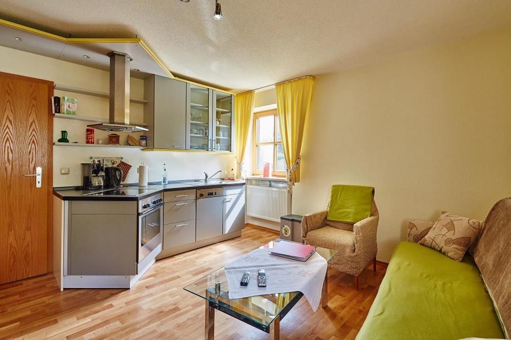 Appartement Sonne In Gasteig à Unterneukirchen Extérieur photo