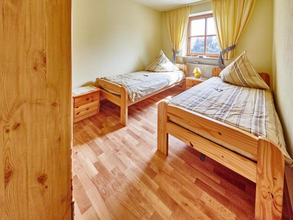 Appartement Sonne In Gasteig à Unterneukirchen Extérieur photo